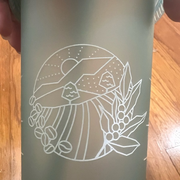 NWT Starbucks limited edition cup - Picture 3 of 4